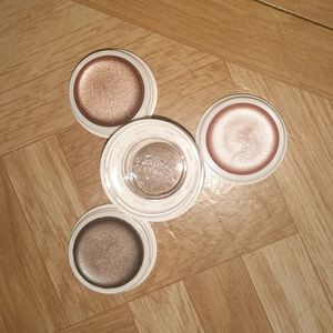 Natural cartel eyeshadow cream